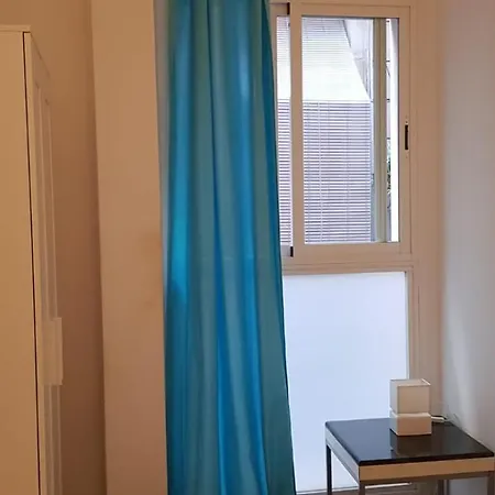 By Port Vell Hostel Barcelona